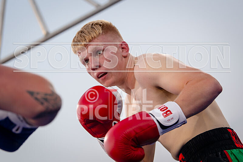 BOUT 17 - Luke Robert v Casey De La Mare-34 - BOUT 17 - Luke Robert v Casey De La Mare