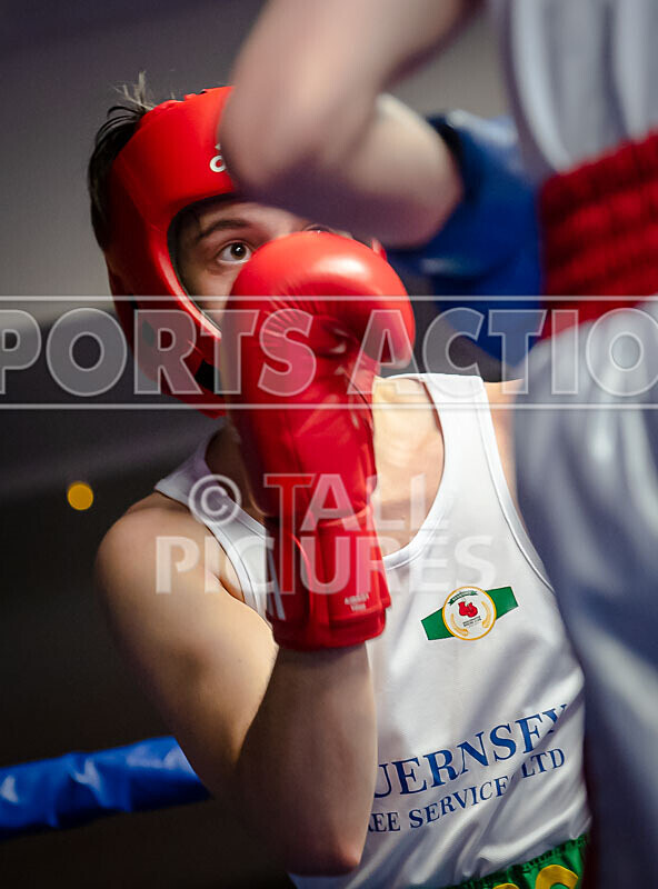 BOUT 4_Ross Vinning v Henry Wells-40 - BOUT 4_Ross Vinning v Henry Wells