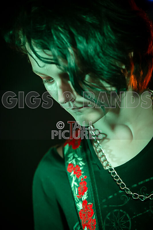 Iffy Biro-28 - IFFY BIRO