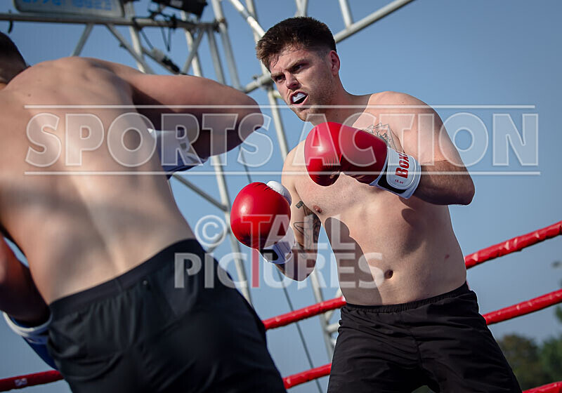 BOUT 3 - Josh -All the Way- Gray v Ed -No Fear- Sebire-25 - BOUT 3 - Josh 'All the Way' Gray v Ed 'No Fear' Sebire