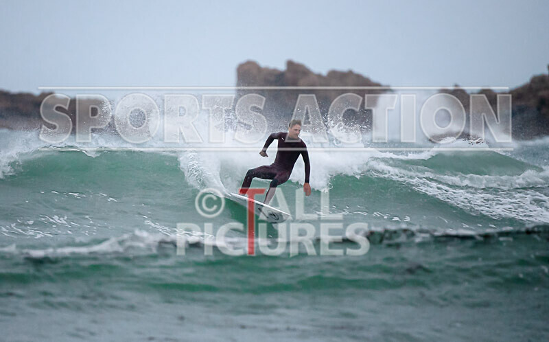 Surfing_01-11-2020-154 - SURFING AT VAZON BAY GUERNSEY