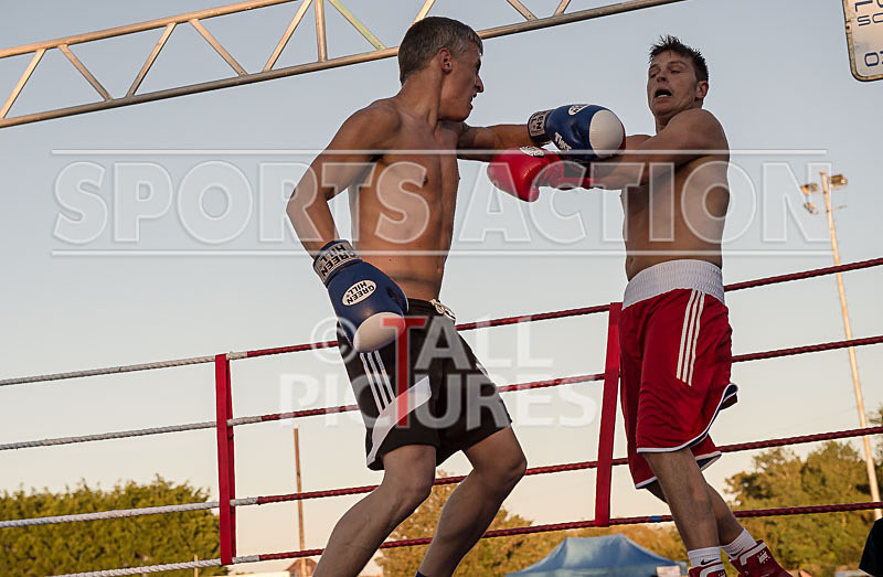 Open Air Boxing_2015_Bout-10-13 - BOUT-10