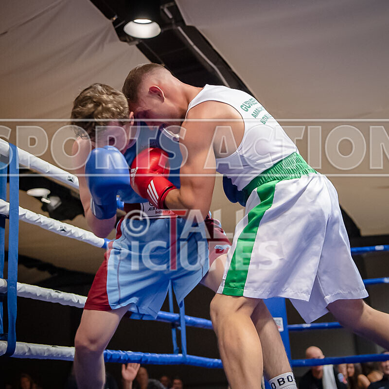 BOUT 11_Niall Adams v Blaine Lambert-16 - BOUT 11_Niall Adams v Blaine Lambert
