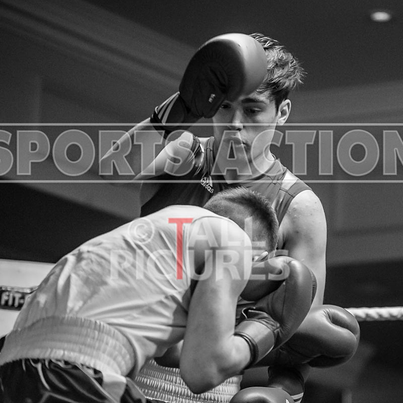 Bout - 6_Sam Masterman v Harry Roberts-4 - Bout - 6_Sam Masterman v Harry Roberts