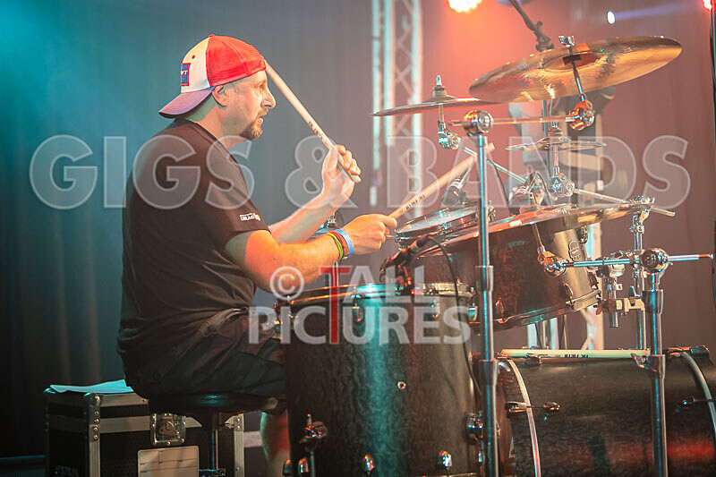 Foxy Stoat Seeks Pig-9 - FOXY STOAT SEEKS PIG