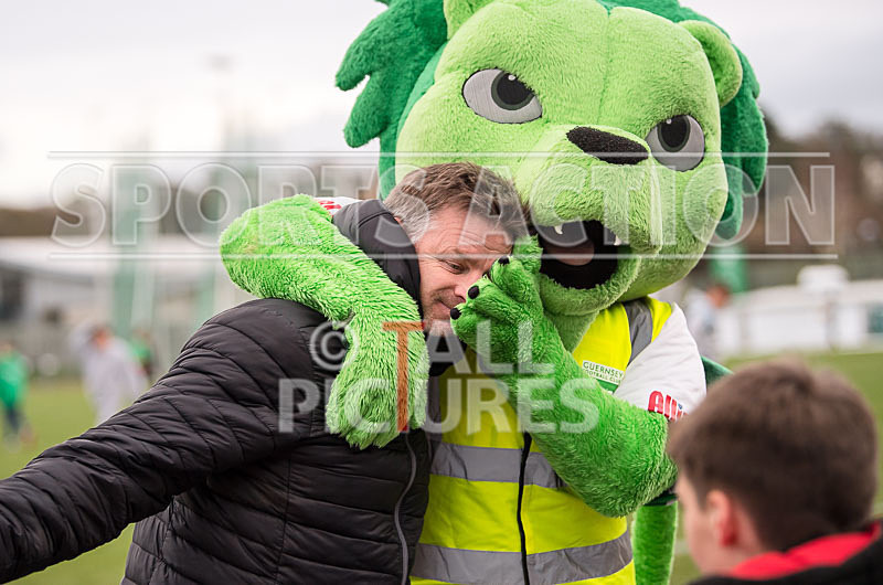 GFC v Shoreham_18-11-2017-33 - GUERNSEY FC v SHOREHAM