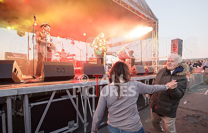 The Recks-645 - THE RECKS