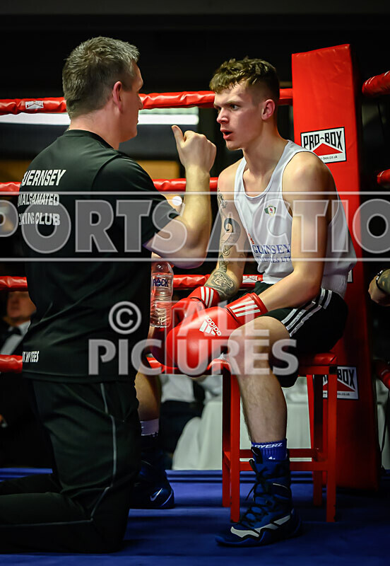 BOUT- 6 - Emile Prevel v Moin Khan-51 - BOUT: 6 - Emile Prevel v Moin Khan