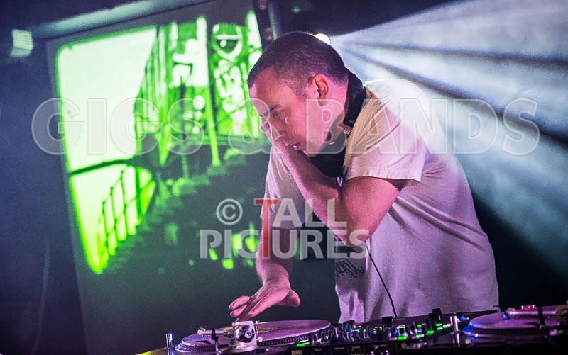 DJ Woody-13 - DJ WOODY