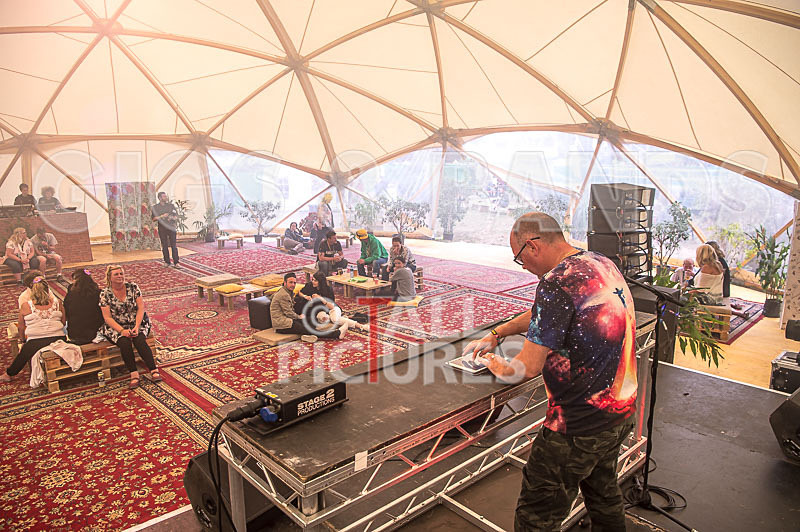 Citizen X-64 - CITIZEN X