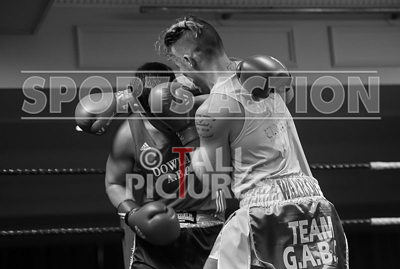 Bout 11_James Woolnough v Jamie Evans-29 - BOUT 11_James Woolnough v Jamie Evans