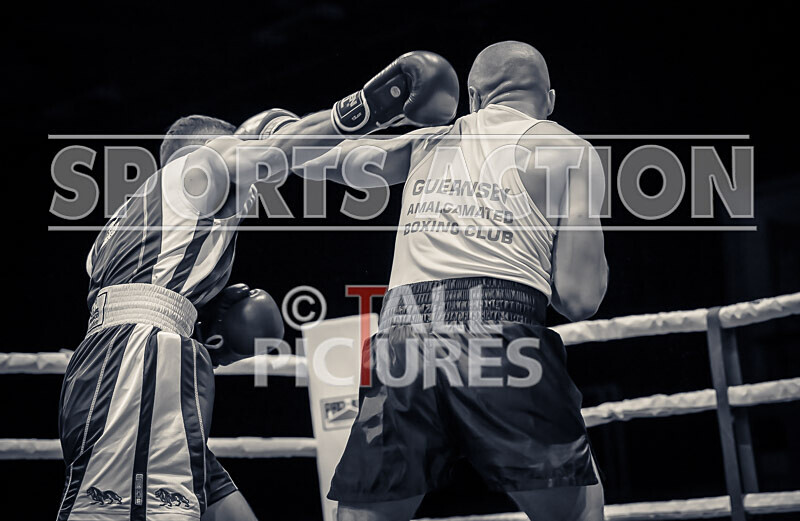 BOUT 8- Rusian Gogercaks v Alex White-35 - BOUT 8: Rusian Gogercaks v Alex White