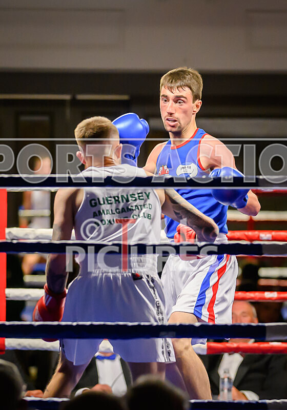 BOUT- 8 - Scott Little v Daniel Lonergan-19 - BOUT: 8 - Scott Little v Daniel Lonergan
