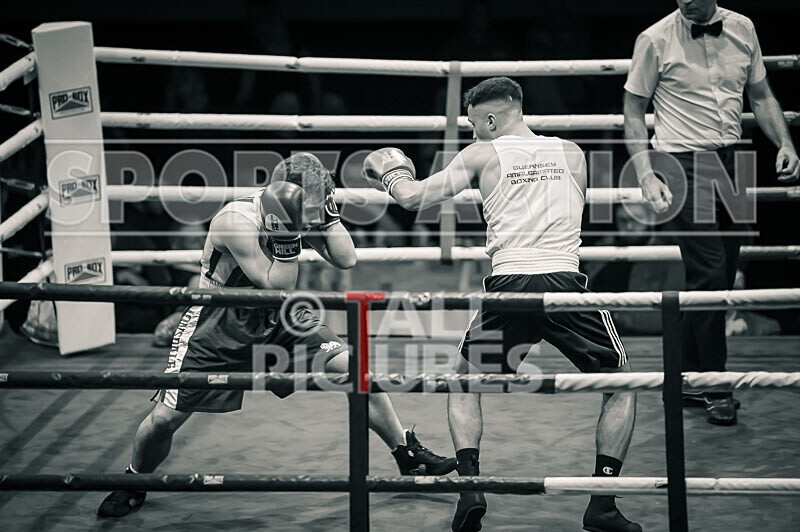 Bout 15_Marcus Magloire v Josh Boderick-10 - Bout 15_Marcus Magloire v Josh Boderick