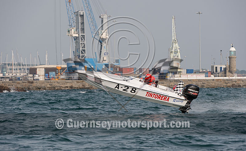 Worlds Powerboats_2014_Race-2-121 - UIM CLASS 3A & 3B WORLD OFFSHORE CHAMPIONSHIP_RACE-2