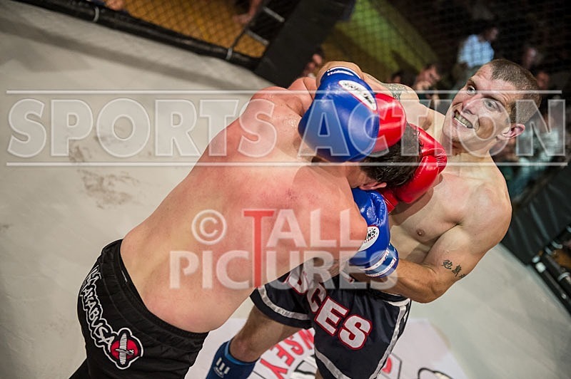 Cage Fighting_2012_Bout 5-31 - BOUT-5