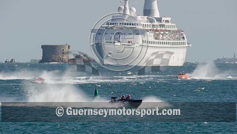 Powerboat Race_25-08-2013-55 - RACE-11 NORTH BEACH