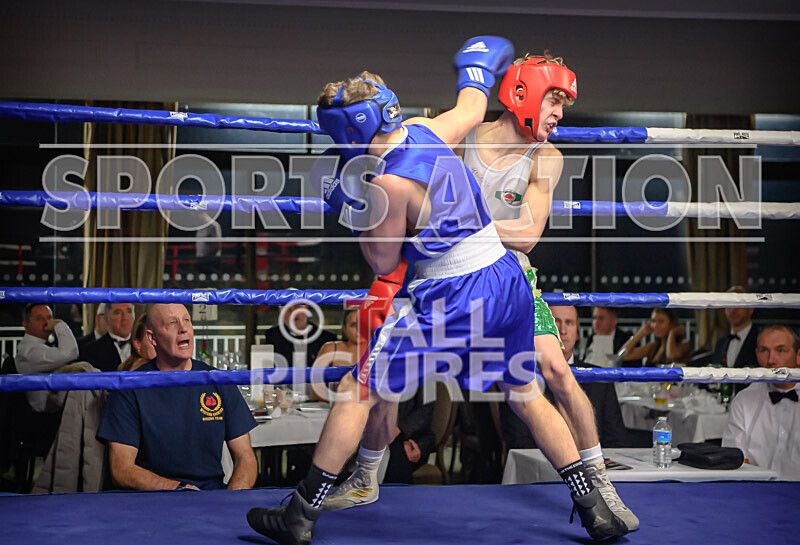 BOUT 3- Arnie Watson v Arthur Tipping-15 - BOUT 3 - Arnie Watson v Arthur Tipping