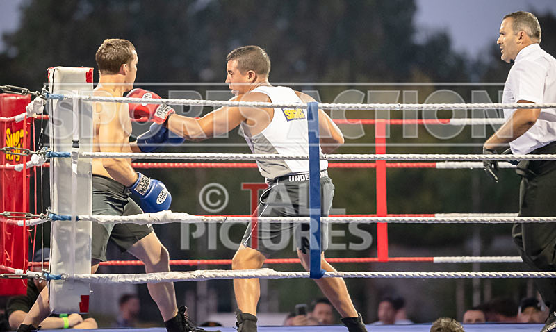 BOUT-16- AndyBang Bang Bailey v James Lets Brawl Lesbirel-10 - BOUT-16 Andy'Bang Bang' Bailey v James 'Lets Brawl' Lesbirel