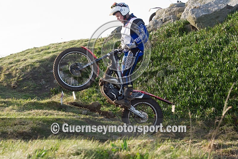 2-Day Trials_2012-99 - 2-DAY TRIALS 2012
