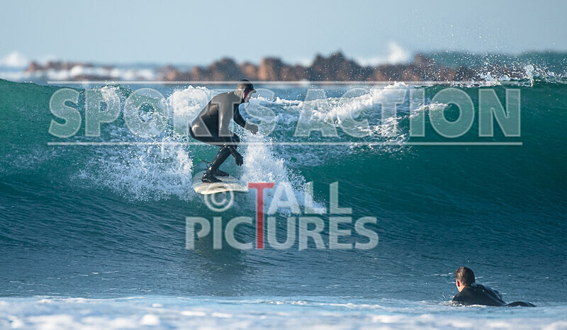 Vazon Surfing_27-02-2021-88 - SURFING AT VAZON BAY GUERNSEY