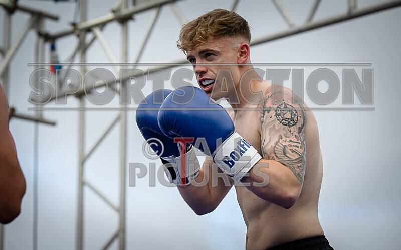 BOUT 10 Gareth the Marksman Morgan v Callum the Cannon Beausire-17 - BOUT 10- Gareth 'the Marksman' Morgan v Callum 'the Cannon' Beausire