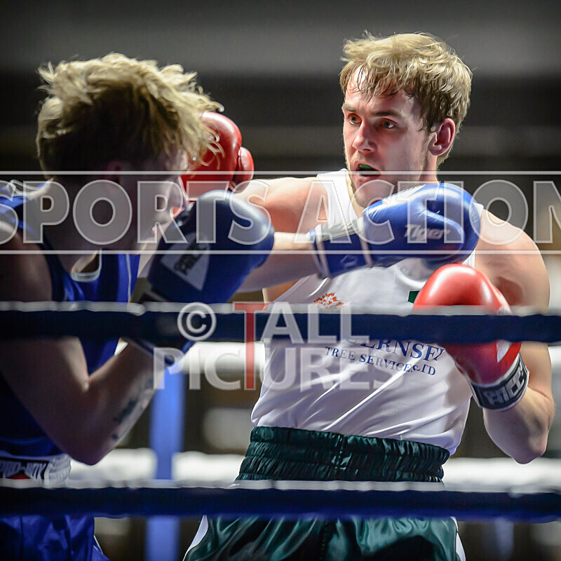 BOUT 5- Martin Kublickis v Robbie Chipcase-12 - BOUT 5 - Martin Kublickis v Robbie Chipcase