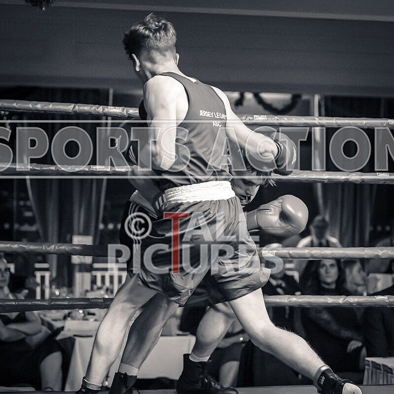 BOUT- 6_Aaron Gallichan v Andrew Kingston-45 - BOUT: 6_Aaron Gallichan v Andrew Kingston