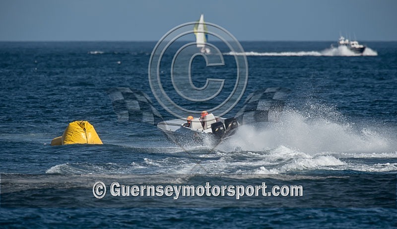 Powerboat Racing_03-08-2013-23 - RACE-8 NORTH BEACH OUTER