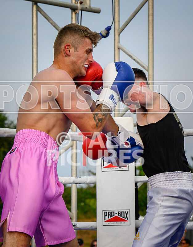 BOUT 11 - Raging Bull Jay Rive v Reece the Bomber Blondel-89 - BOUT 11 - 'Raging Bull' Jay Rive v Reece 'the Bomber' Blondel