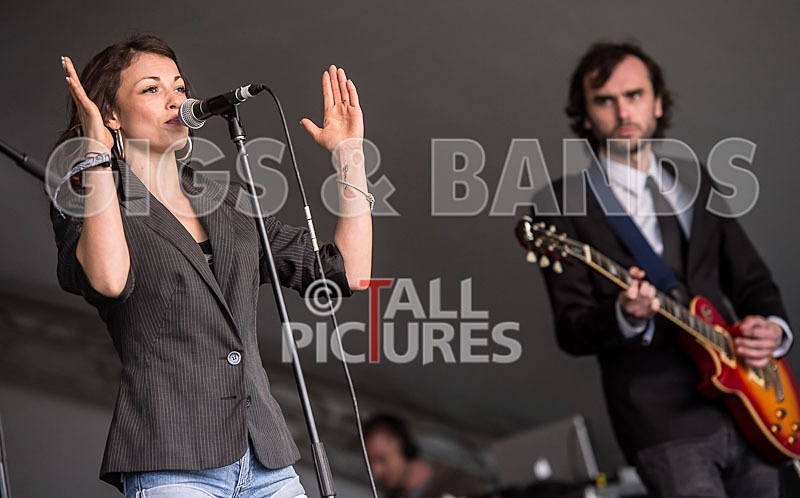 Kitten  The Hip-4 - KITTEN & THE HIP