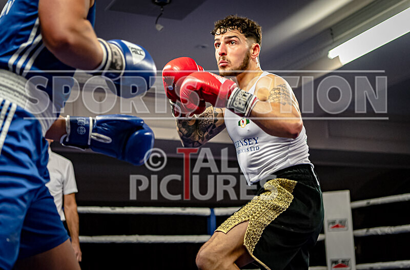 BOUT 10_Billy Le Poullain v Josh Bridges-14 - BOUT 10_Billy Le Poullain v Josh Bridges