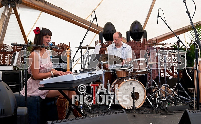 Michele Horwood-3 - JERSEY LIVE ATMOSPHERE 2010