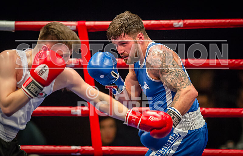 Bout 20_Chris Sumner v Keiran Bailey-1-9 - Bout 20_Chris Sumner v Keiran Bailey