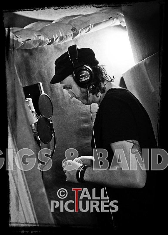 Teaspoonriverneck Studio Session-121_BW - TEASPOONRIVERNECK