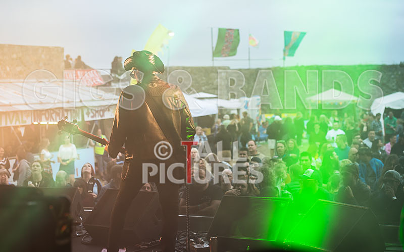 Teaspoonriverneck-408 - TEASPOONRIVERNECK