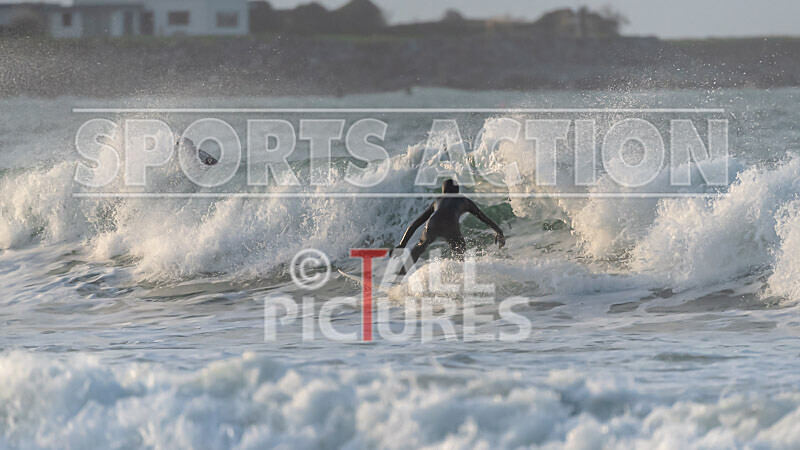 Surfing_New Years Eve 2021-124 - NEW YEARS EVE SURFING 2021