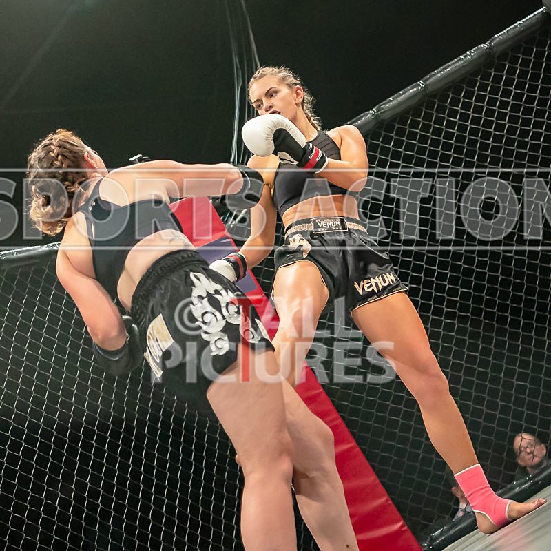 BOUT-6- Georgina Noel v Georgia Blumsom-39 - BOUT-6: Georgina Noel v Georgia Blumsom