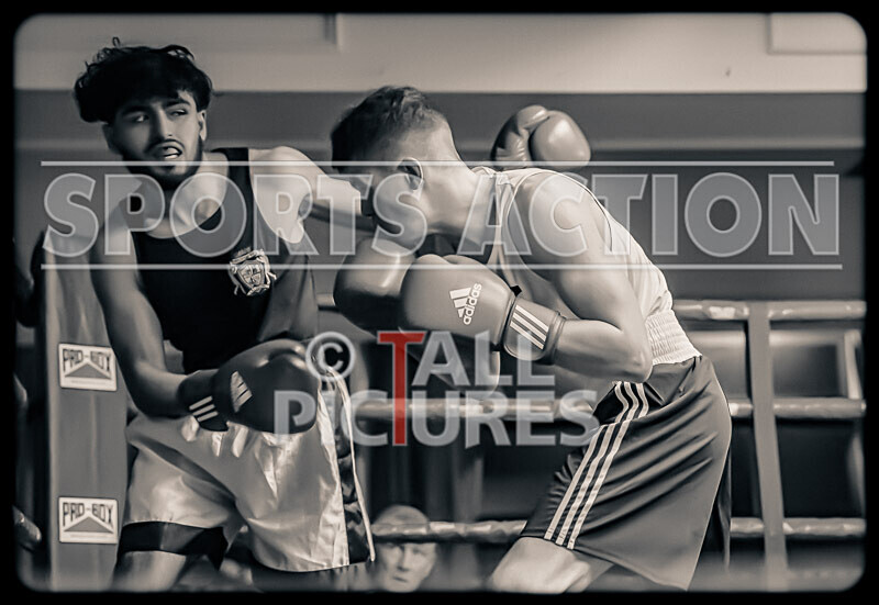 BOUT- 6 - Emile Prevel v Moin Khan-61 - BOUT: 6 - Emile Prevel v Moin Khan