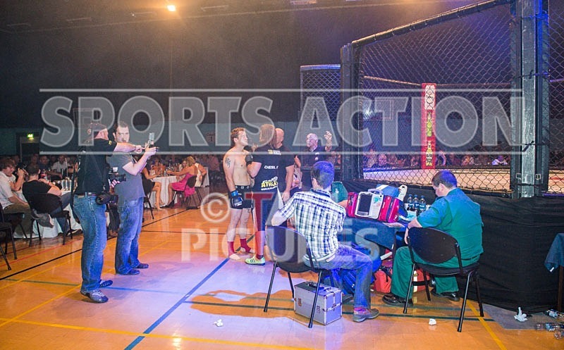 Lock-in Guernsey_2013_Bout-15-3 - BOUT-15