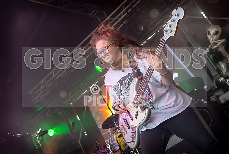 Millie Manders  The Shut Up-26 - MILLIE MANDERS & THE SHUT UP