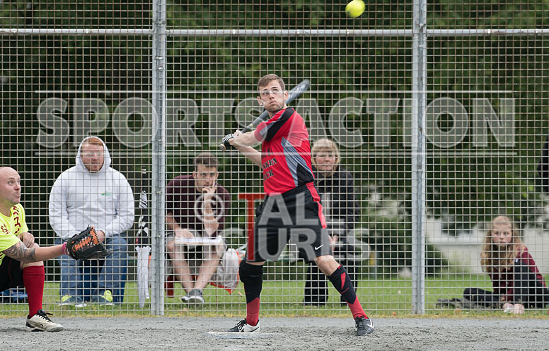 Softball_22-06-2016-26 - DRUNKEN DUCK RANGERS v REBELS