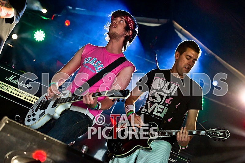 Hold your Fire-14 - HOLD YOUR FIRE