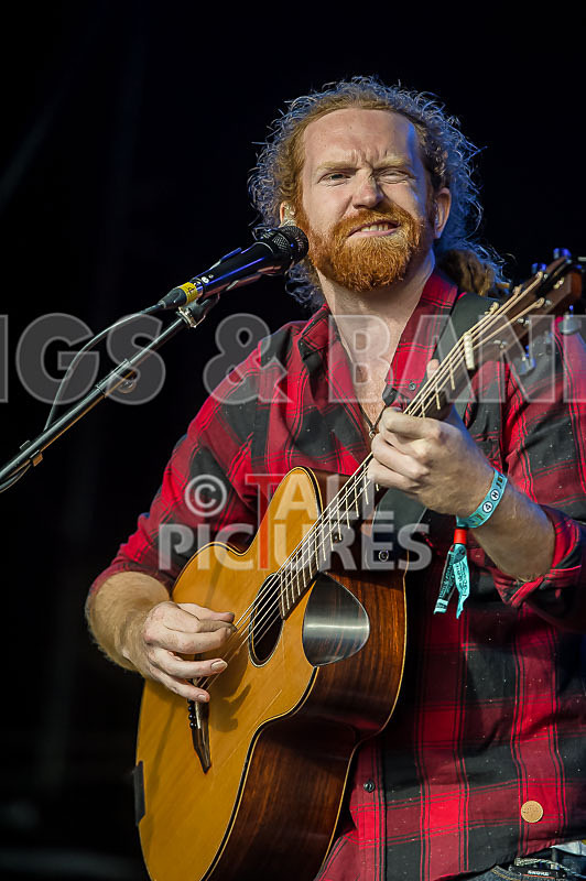 Newton Faulkner-3 - NEWTON FAULKNER