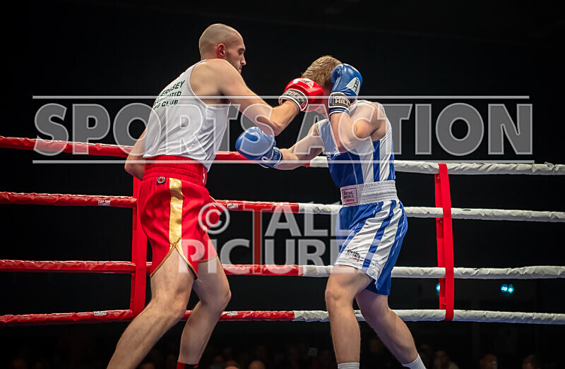 BOUT 9- Cameron Hards v Alex Sanderson-49 - BOUT 9: Cameron Hards v Alex Sanderson