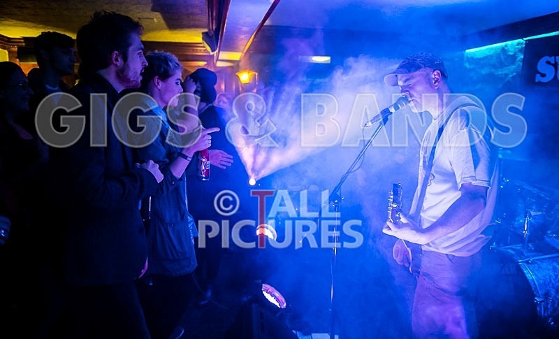 Sugar Slam-346 - SUGAR SLAM - FAMELESS ALBUM LAUNCH