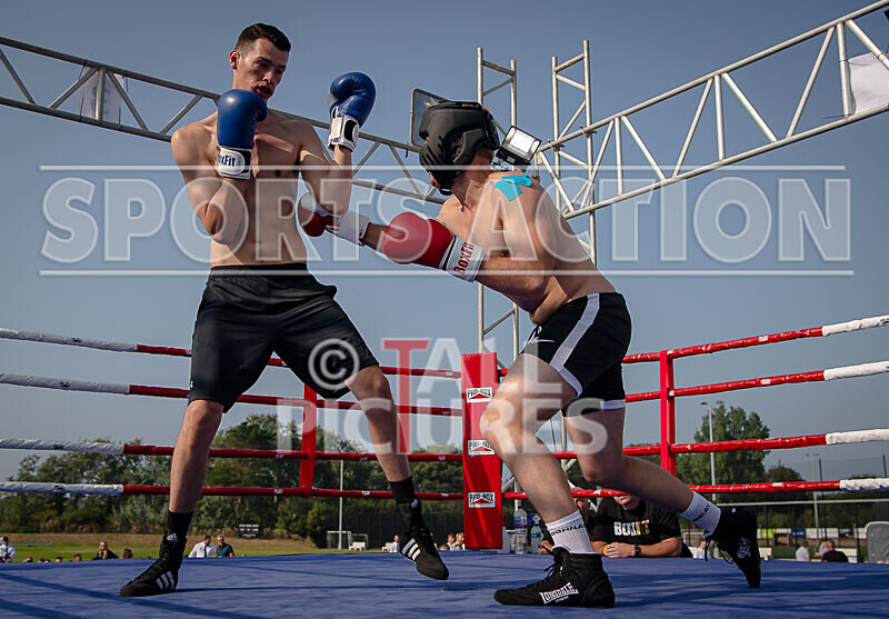 BOUT 4 - Alex -Quarter Pounder- Finer v Chris -Granite- Gavey-23 - BOUT 4 - Alex 'Quarter Pounder' Finer v Chris 'Granite' Gavey