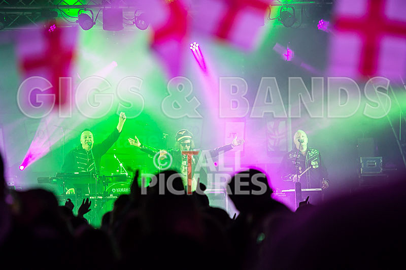 Fade to Grey-191 - FADE TO GREY