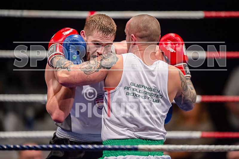 BOUT-17 - Tomasz Kot v Jamie Smith-11 - BOUT-17 - Tomasz Kot v Jamie Smith