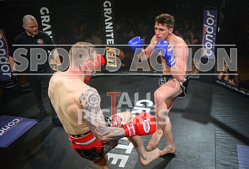 BOUT- 10 - Johan Pols v Ralph Pickering-38 - BOUT 10 - Johan Pols v Ralph Pickering